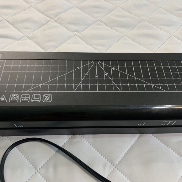 Laminator A3 Series Machine DL321C AC110-120V 60Hz 2.8A 330W Black 13" L - Picture 3 of 12